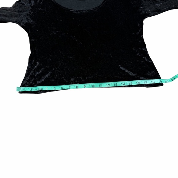 Lolly Pops & Roses Black Crushed Velour Embroidered 3/4 Sleeve Blouse - Large - Picture 13 of 16